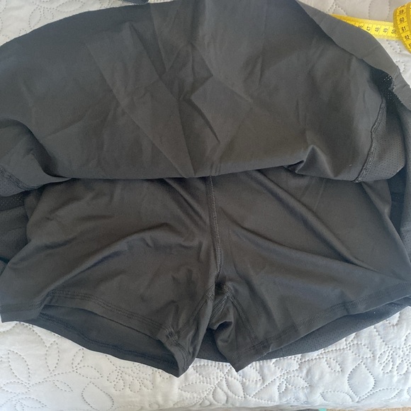NWT Spyder skort - Picture 8 of 8